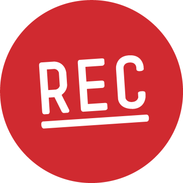 Logo: Roter Kreis mit weißer Schrift ‚REC‘ und daneben ‚FILMFESTIVAL BERLIN‘ in Rot auf weißem Hintergrund.
