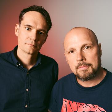 Auf dem Foto sind Elis C. Bihn und Tilman Birr abgebildet